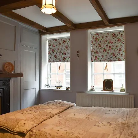 بيت للعطل Huxley House ويتبي